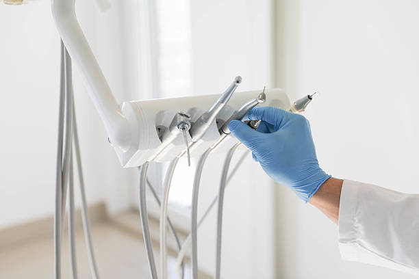 24/7 Emergency Tooth Extraction experts in Leawood, KS